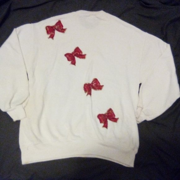 Vintage Jerzees Cardinal and Bow Embroidered White Long Sleeve Sweater Size XL - Picture 13 of 16